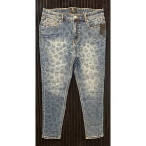 G by Giuliana Women’s Blue Cheetah Print High-Rise Jeans Size 12P – NWT